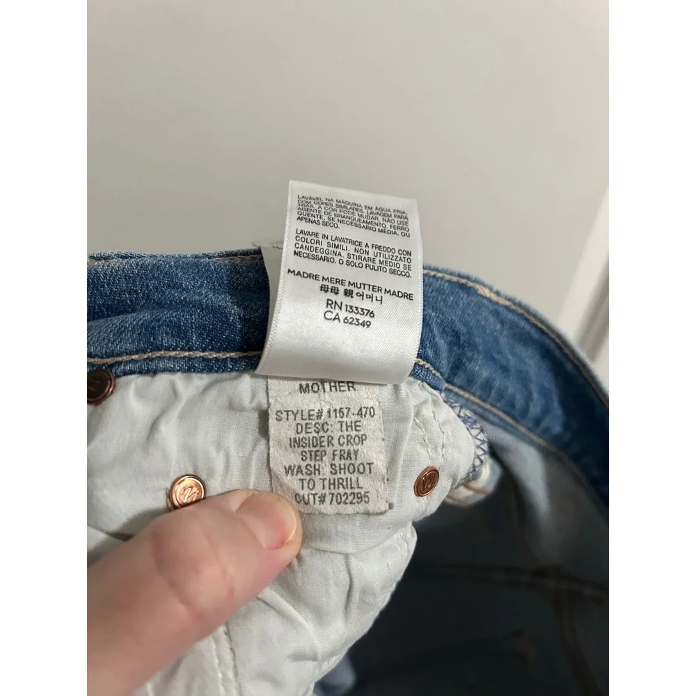 MOTHER Insider Crop Step‎ Fray Jeans Women Size 25 Light Distressed Cropped